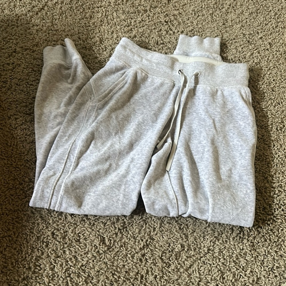 lulu joggers